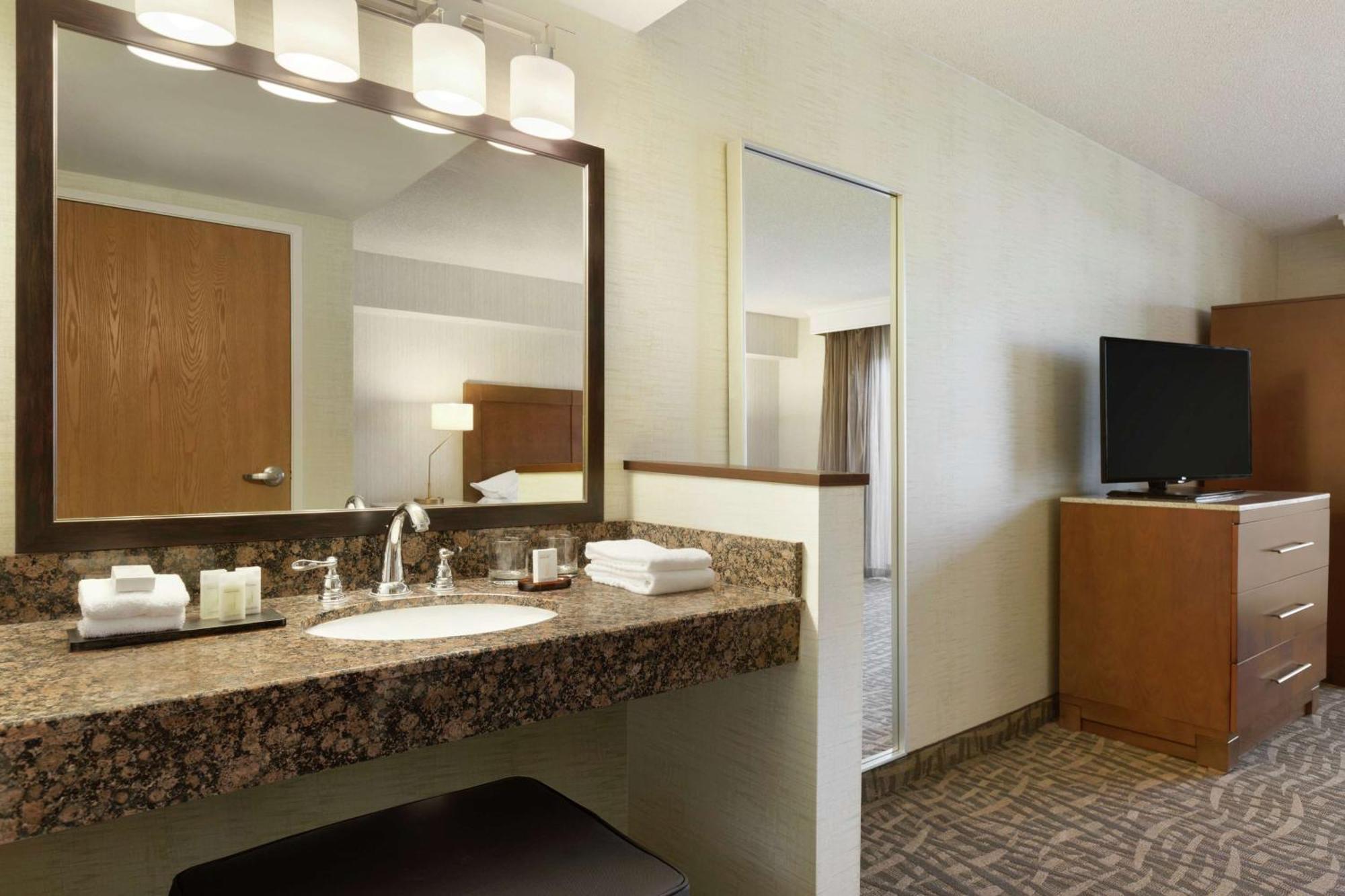 Embassy Suites By Hilton Santa Ana Orange County Airport Экстерьер фото