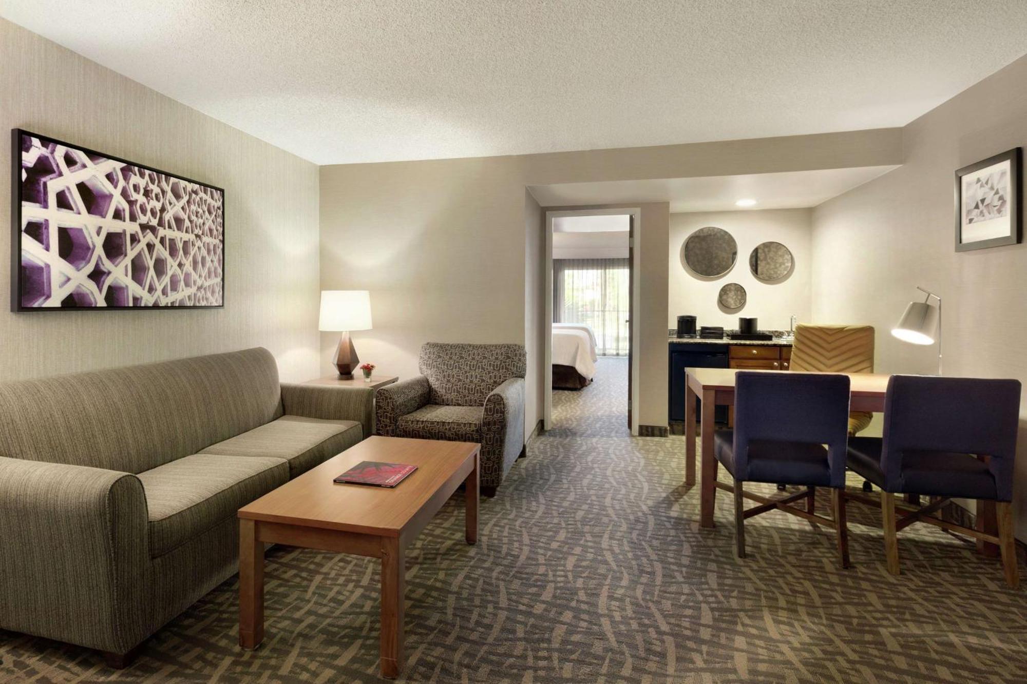 Embassy Suites By Hilton Santa Ana Orange County Airport Экстерьер фото