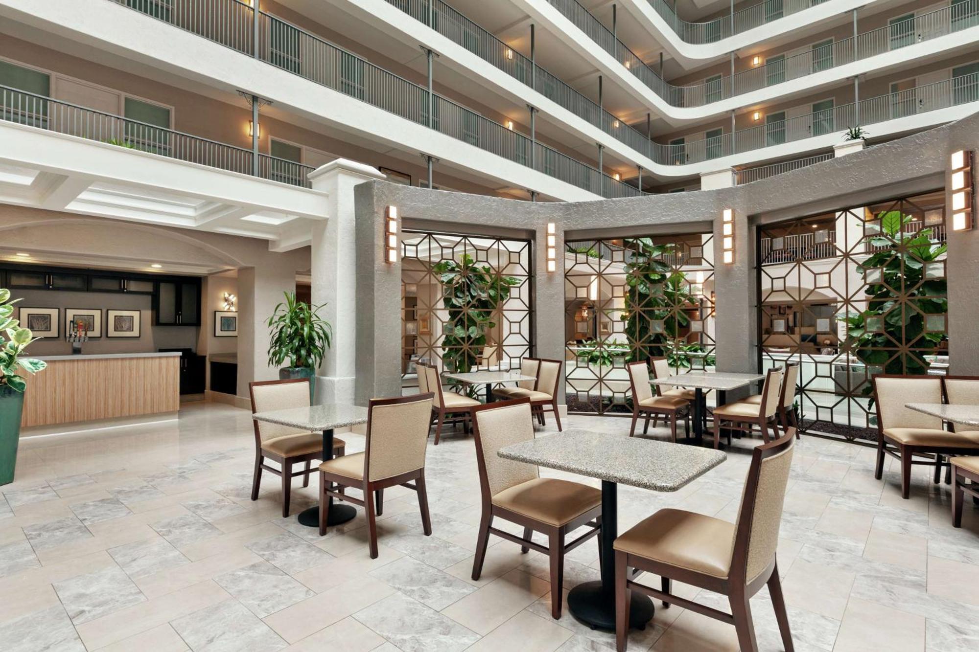 Embassy Suites By Hilton Santa Ana Orange County Airport Экстерьер фото