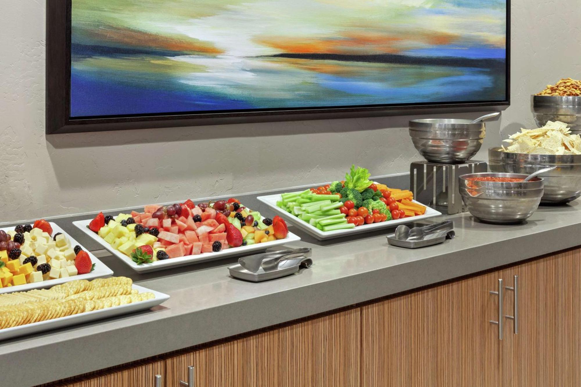 Embassy Suites By Hilton Santa Ana Orange County Airport Экстерьер фото