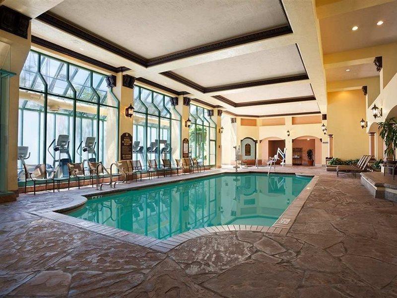 Embassy Suites By Hilton Santa Ana Orange County Airport Экстерьер фото