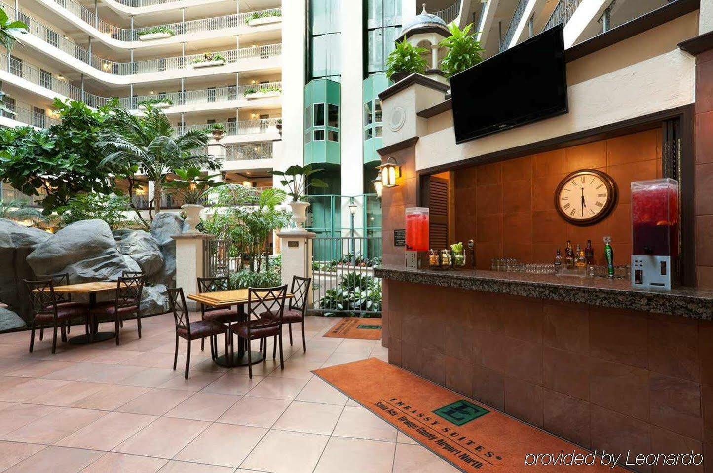 Embassy Suites By Hilton Santa Ana Orange County Airport Экстерьер фото