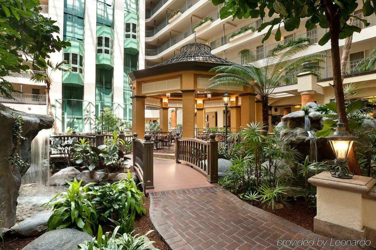 Embassy Suites By Hilton Santa Ana Orange County Airport Экстерьер фото